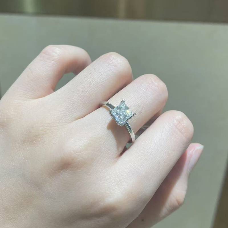 公主方钻Women's RingS925银镀白金定制选款主石Moissanite1.2ct/副石高碳钻